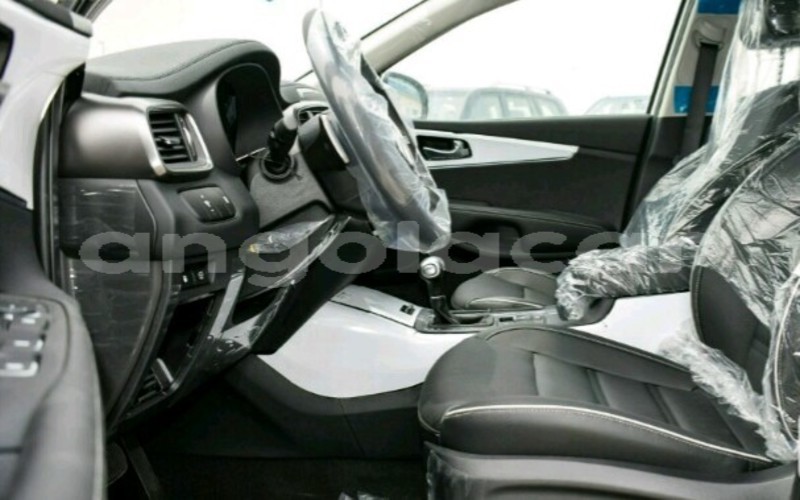Big with watermark kia sorento luanda province luanda 4015