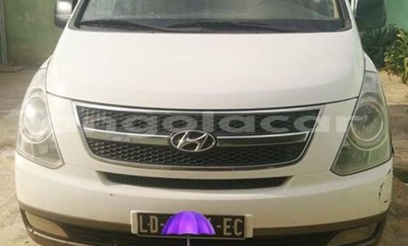 Comprar Usado Hyundai H1 Branco Carro em Luanda em Luanda Province Comprar Usado Hyundai H1 Branco Carro em Luanda em Luanda Province