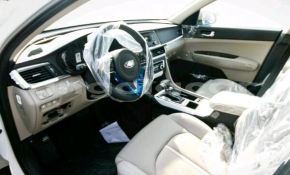Buy New Kia Optima White Car in Luanda in Luanda Province Buy New Kia Optima White Car in Luanda in Luanda Province