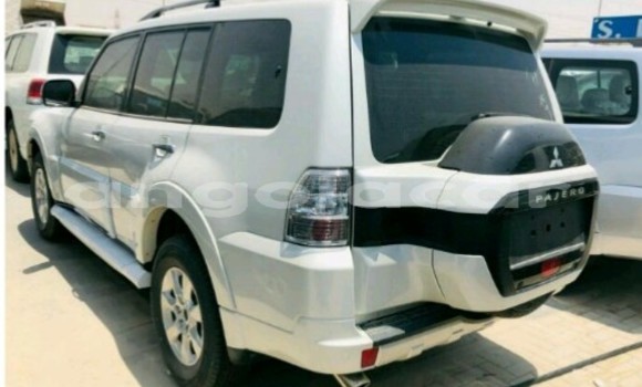 Comprar Novo Mitsubishi Pajero Branco Carro em Luanda em Luanda Province Comprar Novo Mitsubishi Pajero Branco Carro em Luanda em Luanda Province