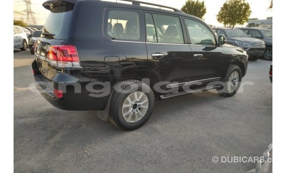 Comprar Importar Toyota Land Cruiser Preto Carro em Import - Dubai em Bengo Province Comprar Importar Toyota Land Cruiser Preto Carro em Import - Dubai em Bengo Province