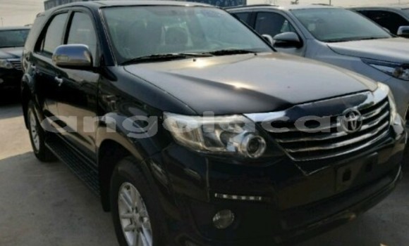 Buy New Toyota Fortuner Black Car in Luanda in Luanda Province Buy New Toyota Fortuner Black Car in Luanda in Luanda Province