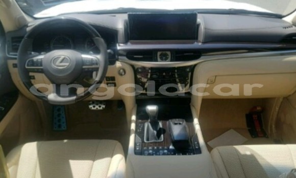 Acheter Neuf Voiture Lexus LX 570 Blanc à Luanda, Province de Luanda Acheter Neuf Voiture Lexus LX 570 Blanc à Luanda, Province de Luanda
