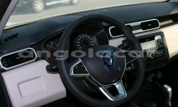 Buy New Renault Duster White Car in Luanda in Luanda Province Buy New Renault Duster White Car in Luanda in Luanda Province