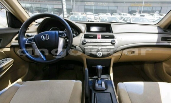 Acheter Neuf Voiture Honda Accord Blanc à Luanda, Province de Luanda Acheter Neuf Voiture Honda Accord Blanc à Luanda, Province de Luanda