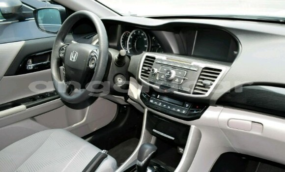 Buy New Honda Accord Blue Car in Luanda in Luanda Province Buy New Honda Accord Blue Car in Luanda in Luanda Province