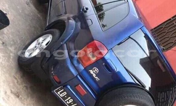 Comprar Usado Toyota RAV4 Azul Carro em Luanda em Luanda Province Comprar Usado Toyota RAV4 Azul Carro em Luanda em Luanda Province