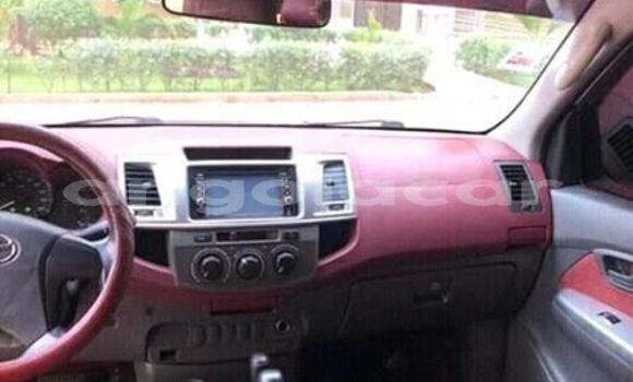 Comprar Usado Toyota Hilux Preto Carro em Luanda em Luanda Province Comprar Usado Toyota Hilux Preto Carro em Luanda em Luanda Province