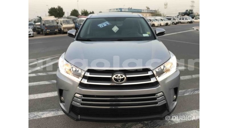 Big with watermark toyota highlander bengo province import dubai 4266
