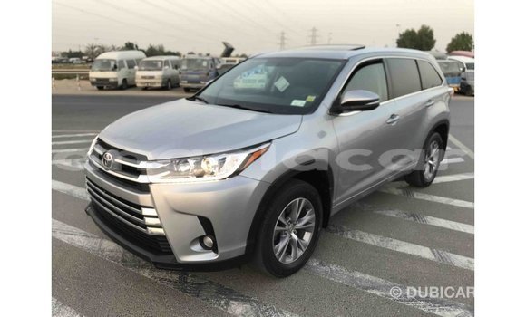 Comprar Importar Toyota Highlander Outro Carro em Import - Dubai em Bengo Province Comprar Importar Toyota Highlander Outro Carro em Import - Dubai em Bengo Province