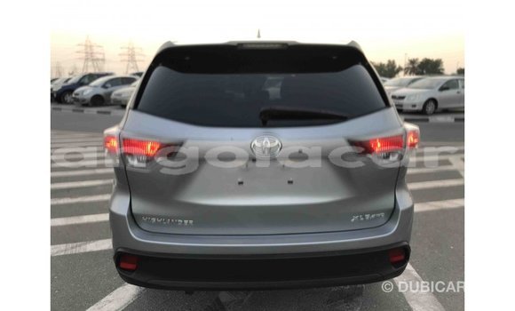 Comprar Importar Toyota Highlander Outro Carro em Import - Dubai em Bengo Province Comprar Importar Toyota Highlander Outro Carro em Import - Dubai em Bengo Province