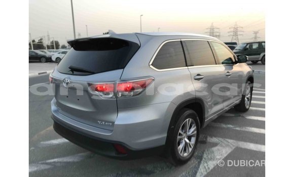 Comprar Importar Toyota Highlander Outro Carro em Import - Dubai em Bengo Province Comprar Importar Toyota Highlander Outro Carro em Import - Dubai em Bengo Province