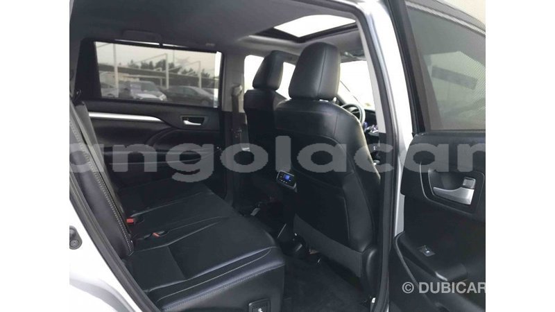 Big with watermark toyota highlander bengo province import dubai 4266