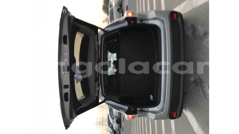 Big with watermark toyota highlander bengo province import dubai 4266
