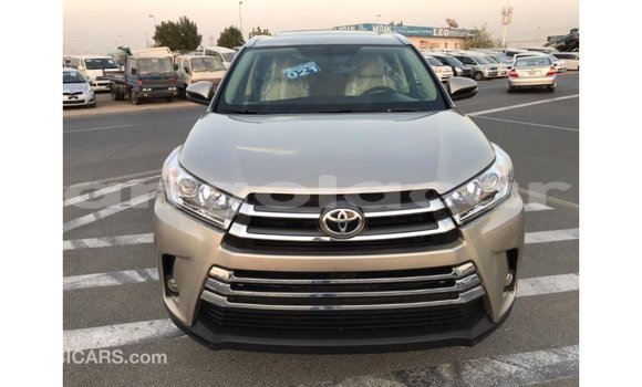 Comprar Importar Toyota Highlander Outro Carro em Import - Dubai em Bengo Province Comprar Importar Toyota Highlander Outro Carro em Import - Dubai em Bengo Province