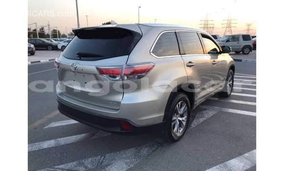 Comprar Importar Toyota Highlander Outro Carro em Import - Dubai em Bengo Province Comprar Importar Toyota Highlander Outro Carro em Import - Dubai em Bengo Province