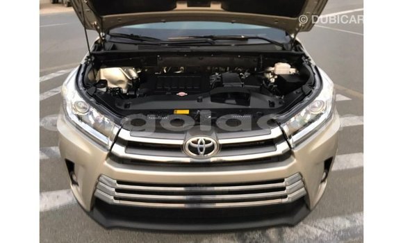 Comprar Importar Toyota Highlander Outro Carro em Import - Dubai em Bengo Province Comprar Importar Toyota Highlander Outro Carro em Import - Dubai em Bengo Province