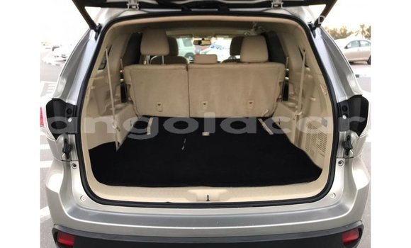 Comprar Importar Toyota Highlander Outro Carro em Import - Dubai em Bengo Province Comprar Importar Toyota Highlander Outro Carro em Import - Dubai em Bengo Province
