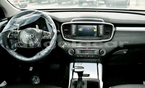 Comprar Novo Kia Sorento Branco Carro em Luanda em Luanda Province Comprar Novo Kia Sorento Branco Carro em Luanda em Luanda Province