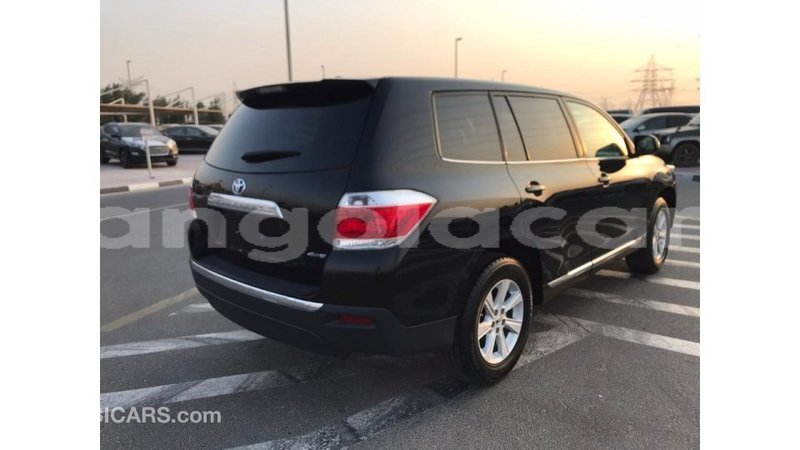 Big with watermark toyota highlander bengo province import dubai 4333