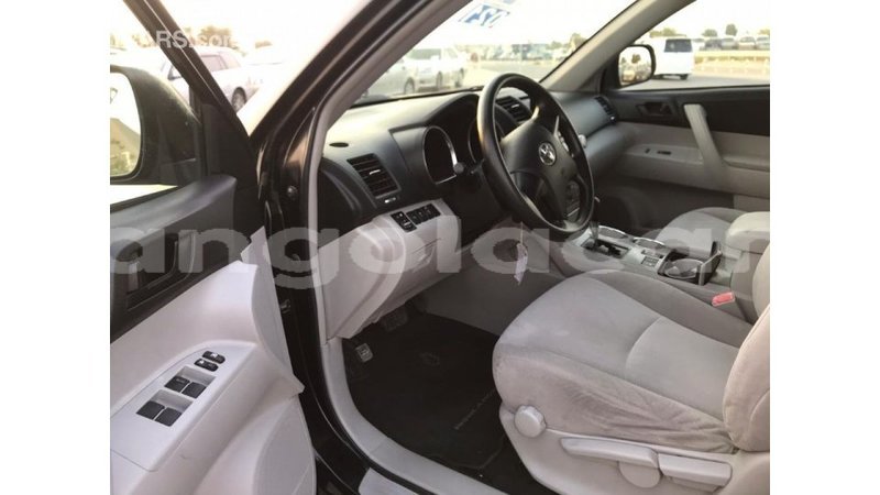 Big with watermark toyota highlander bengo province import dubai 4333