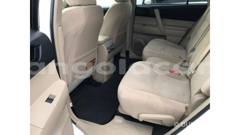 Big with watermark toyota highlander bengo province import dubai 4334