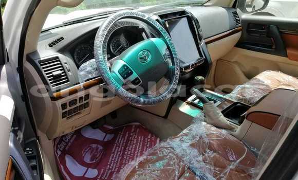 Comprar Novo Toyota Land Cruiser Branco Carro em Luanda em Luanda Province Comprar Novo Toyota Land Cruiser Branco Carro em Luanda em Luanda Province