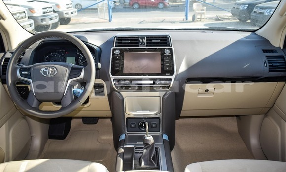 Acheter Neuf Voiture Toyota Prado Noir à Luanda, Province de Luanda Acheter Neuf Voiture Toyota Prado Noir à Luanda, Province de Luanda