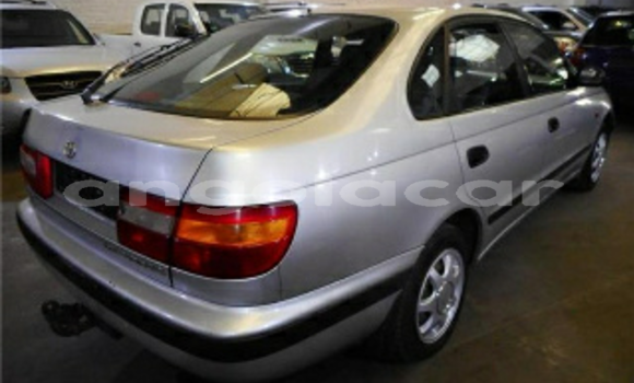 Acheter Neuf Voiture Toyota Carina E Autre à Luanda, Province de Luanda Acheter Neuf Voiture Toyota Carina E Autre à Luanda, Province de Luanda