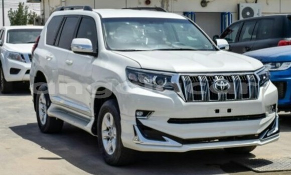 Comprar Novo Toyota Prado Branco Carro em Luanda em Luanda Province Comprar Novo Toyota Prado Branco Carro em Luanda em Luanda Province