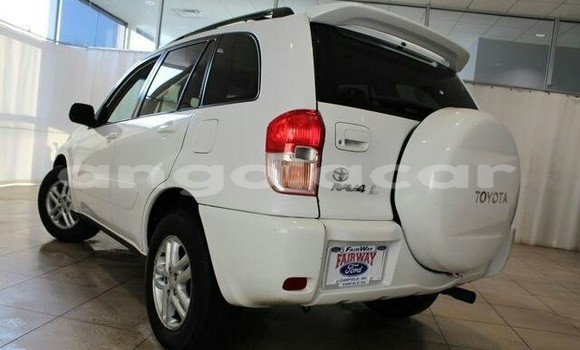 Acheter Neuf Voiture Toyota RAV4 Blanc à Luanda, Province de Luanda Acheter Neuf Voiture Toyota RAV4 Blanc à Luanda, Province de Luanda