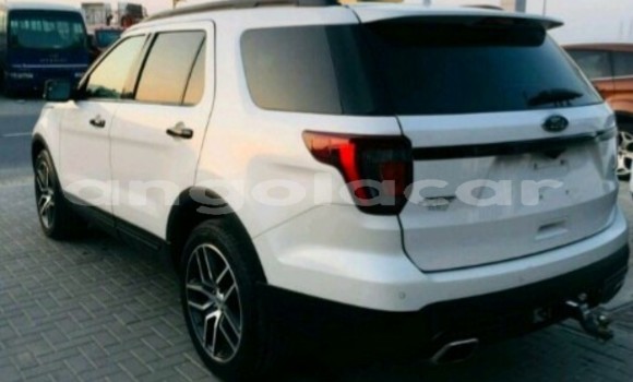 Buy New Ford Explorer White Car in Luanda in Luanda Province Buy New Ford Explorer White Car in Luanda in Luanda Province