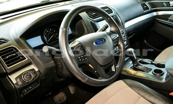 Buy New Ford Explorer Black Car in Luanda in Luanda Province Buy New Ford Explorer Black Car in Luanda in Luanda Province