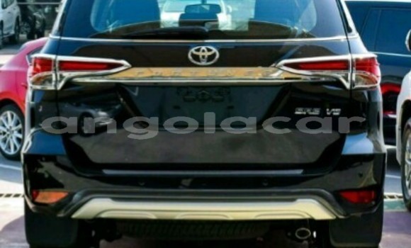 Comprar Novo Toyota Fortuner Preto Carro em Luanda em Luanda Province Comprar Novo Toyota Fortuner Preto Carro em Luanda em Luanda Province
