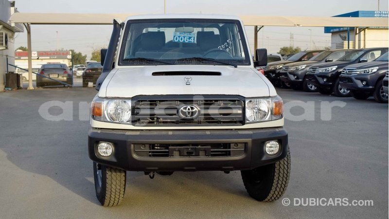 Big with watermark toyota land cruiser bengo province import dubai 4378