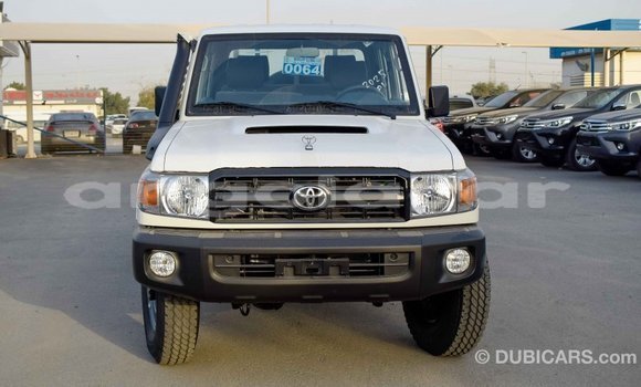 Buy Import Toyota Land Cruiser White Car in Import - Dubai in Bengo Province Buy Import Toyota Land Cruiser White Car in Import - Dubai in Bengo Province