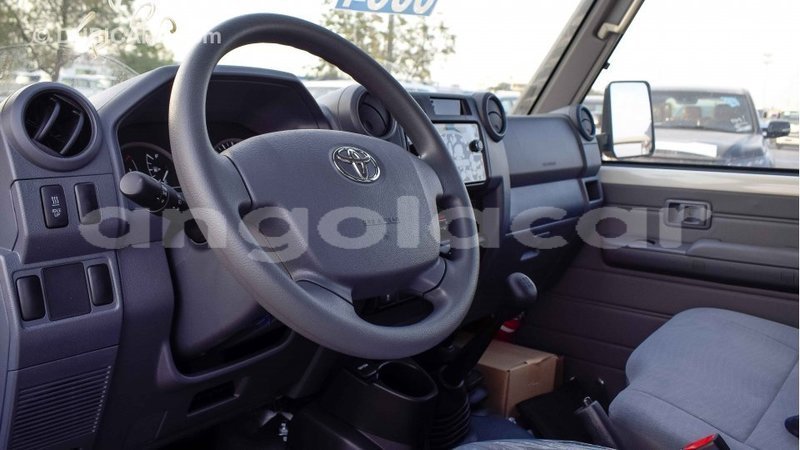 Big with watermark toyota land cruiser bengo province import dubai 4378