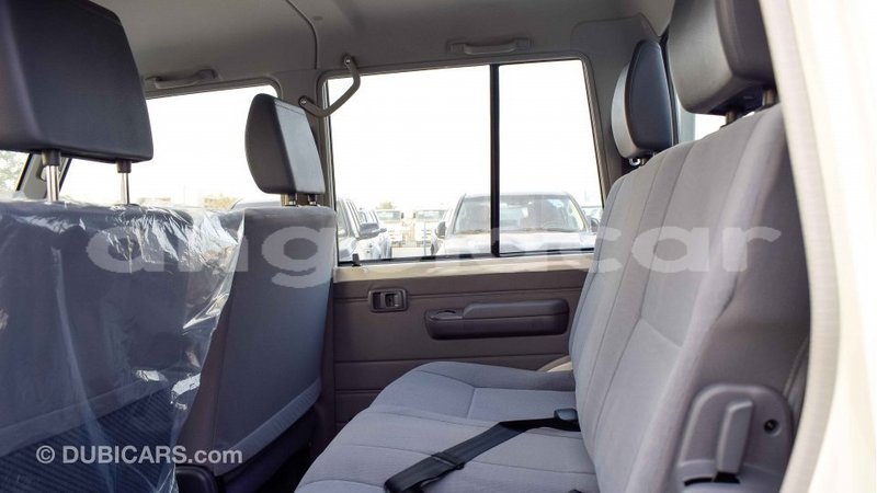Big with watermark toyota land cruiser bengo province import dubai 4378