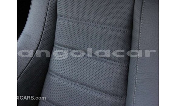 Comprar Importar Mercedes-Benz GLE Branco Carro em Import - Dubai em Bengo Province Comprar Importar Mercedes-Benz GLE Branco Carro em Import - Dubai em Bengo Province