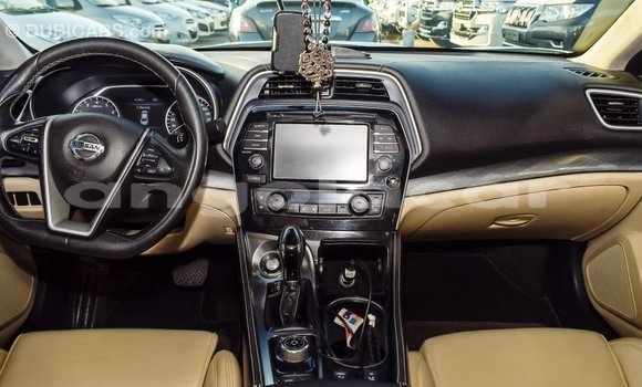 Comprar Importar Nissan Maxima Branco Carro em Import - Dubai em Bengo Province Comprar Importar Nissan Maxima Branco Carro em Import - Dubai em Bengo Province