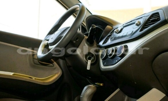 Acheter Neuf Voiture Kia Picanto Blanc à Luanda, Province de Luanda Acheter Neuf Voiture Kia Picanto Blanc à Luanda, Province de Luanda