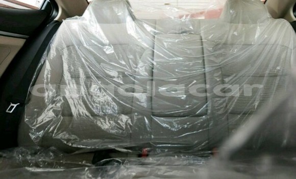 Buy New Hyundai Elantra White Car in Luanda in Luanda Province Buy New Hyundai Elantra White Car in Luanda in Luanda Province