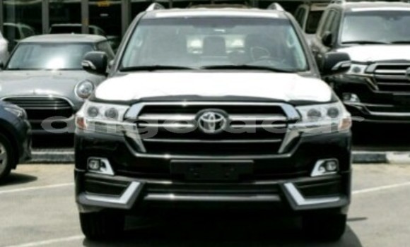 Buy New Toyota Land Cruiser Black Car in Luanda in Luanda Province Buy New Toyota Land Cruiser Black Car in Luanda in Luanda Province