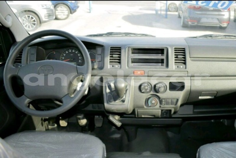 Big with watermark toyota hiace luanda province luanda 4458