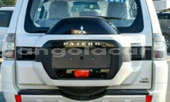Buy New Mitsubishi Pajero White Car in Luanda in Luanda Province Buy New Mitsubishi Pajero White Car in Luanda in Luanda Province