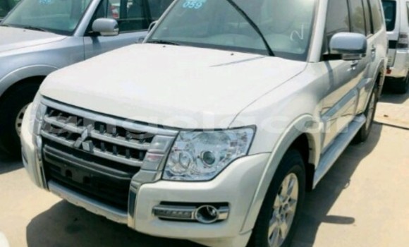 Comprar Novo Mitsubishi Pajero Branco Carro em Luanda em Luanda Province Comprar Novo Mitsubishi Pajero Branco Carro em Luanda em Luanda Province