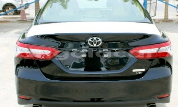 Acheter Neuf Voiture Toyota Camry Noir à Luanda, Province de Luanda Acheter Neuf Voiture Toyota Camry Noir à Luanda, Province de Luanda