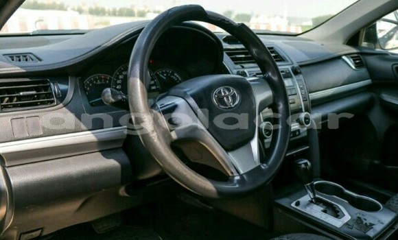 Comprar Novo Toyota Camry Outro Carro em Luanda em Luanda Province Comprar Novo Toyota Camry Outro Carro em Luanda em Luanda Province