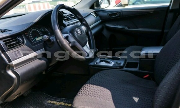 Comprar Novo Toyota Camry Outro Carro em Luanda em Luanda Province Comprar Novo Toyota Camry Outro Carro em Luanda em Luanda Province