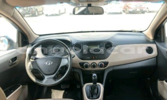 Comprar Novo Hyundai i10 Azul Carro em Luanda em Luanda Province Comprar Novo Hyundai i10 Azul Carro em Luanda em Luanda Province